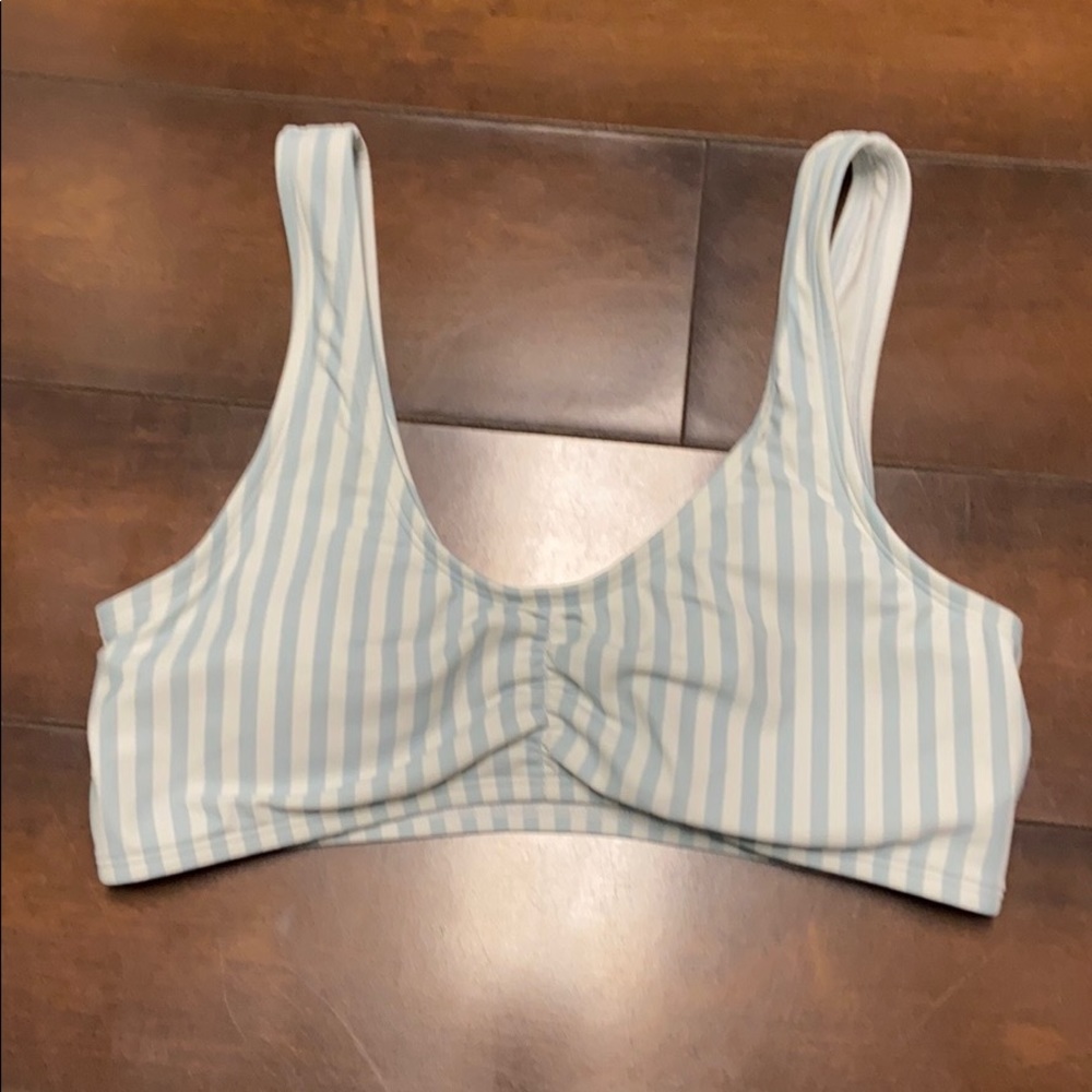 hollister bikini top